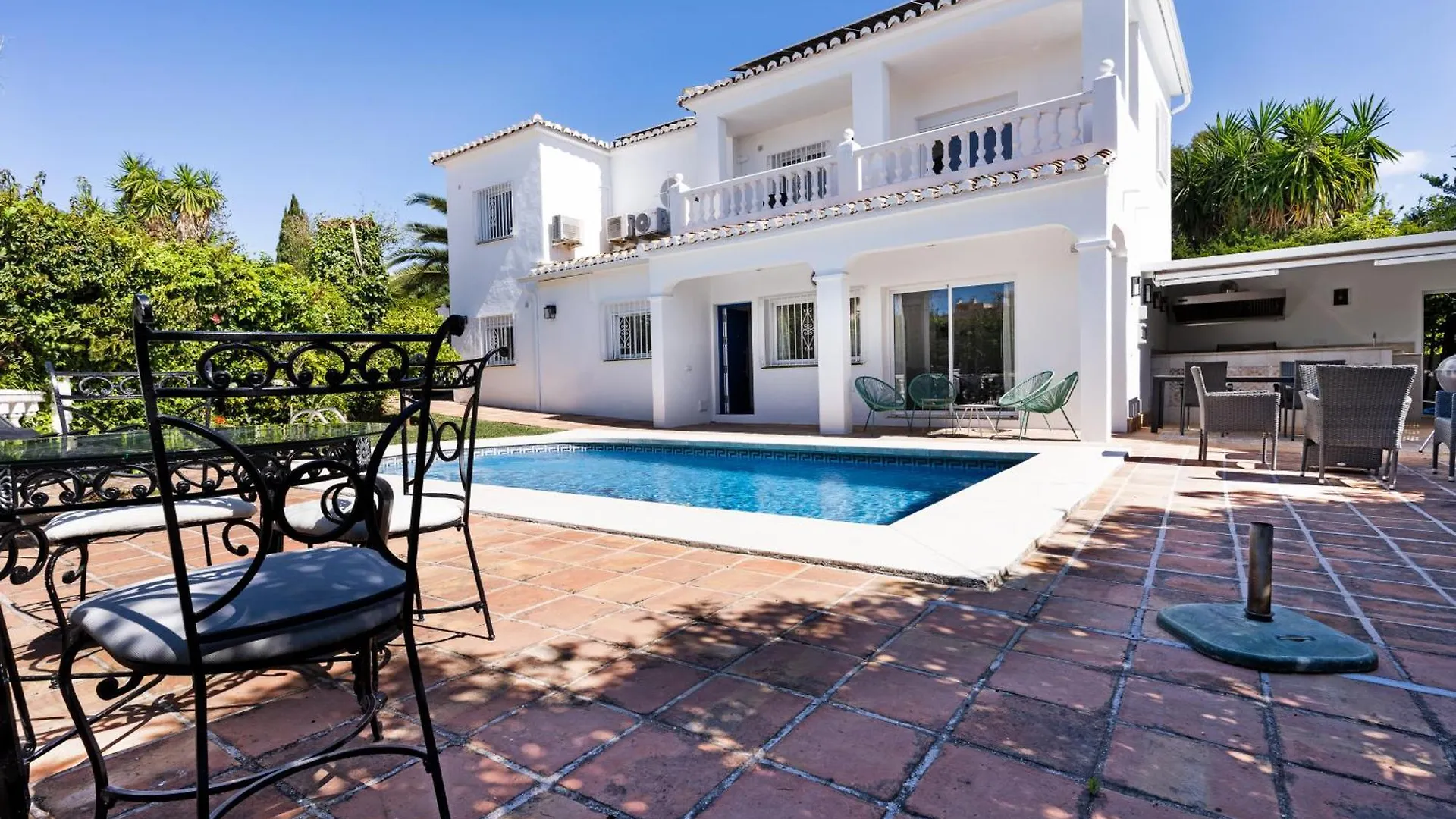 Villa Blue Skies- Calahonda Sitio de Calahonda 0*,  Spain